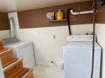 washer/dryer on lower level